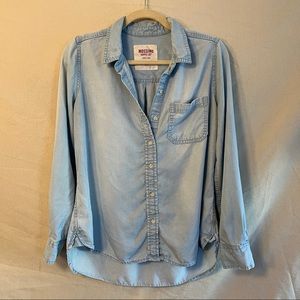 Women’s Mossimo Supply Co. Large Chambray